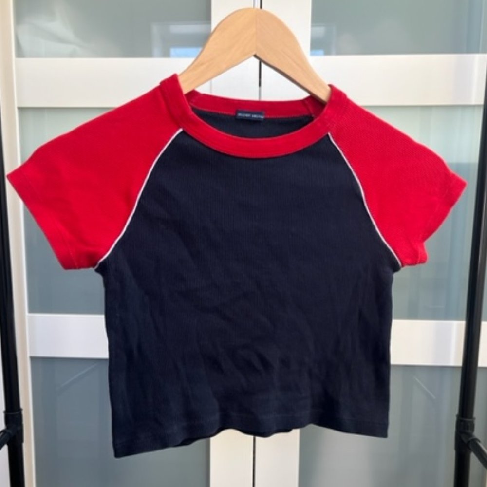 Brandy Melville Baby Tee